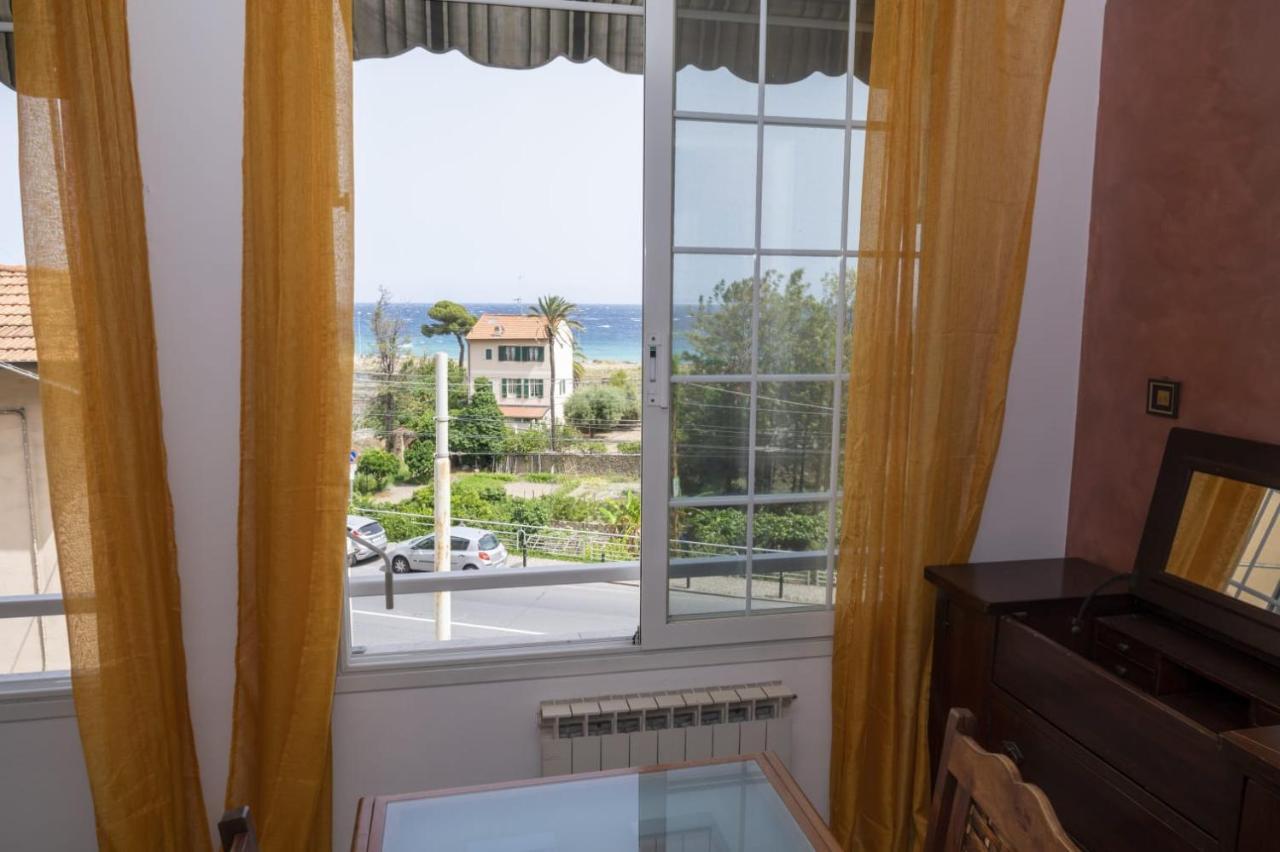 Casa Ambra Mare Bordighera Exterior foto